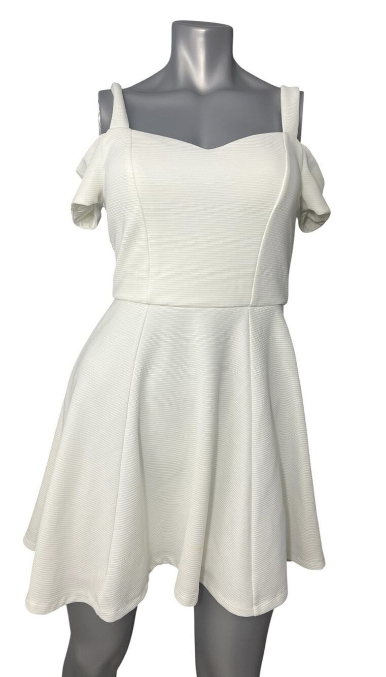 White Dress Off-Shoulder A-line Medium Emerald Sundae Graduation Cute Textured